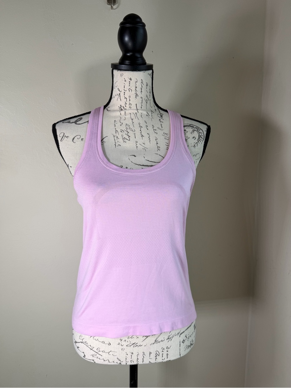 lululemon athletica Light Lilac Scoop Neck Tank